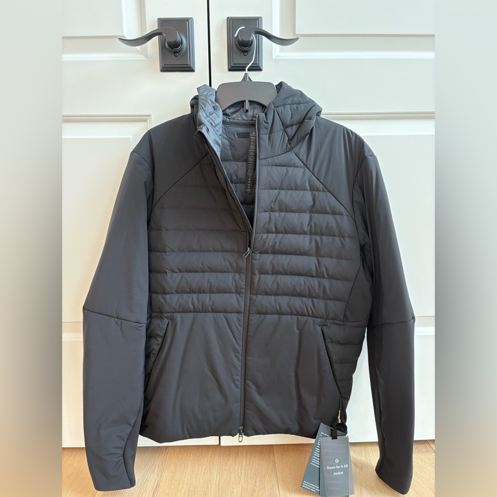 lululemon athletica Men's Dark Gray Hooded Puffer Jacket